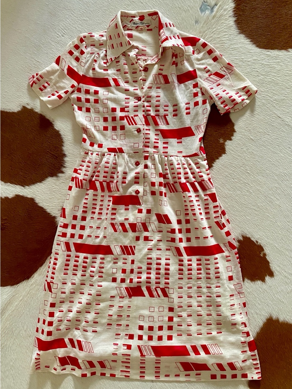 Vintage 1970’s Button-Front Red & Cream Shirt Dress Size XS